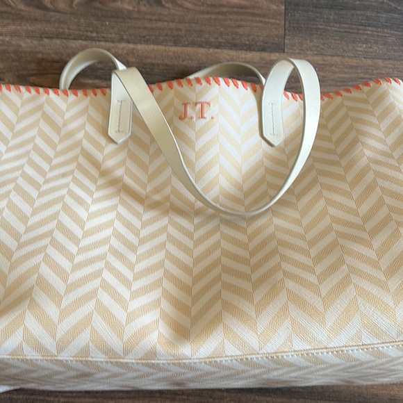 Misela Tote Edna at Anatolia - Picture 2 of 8